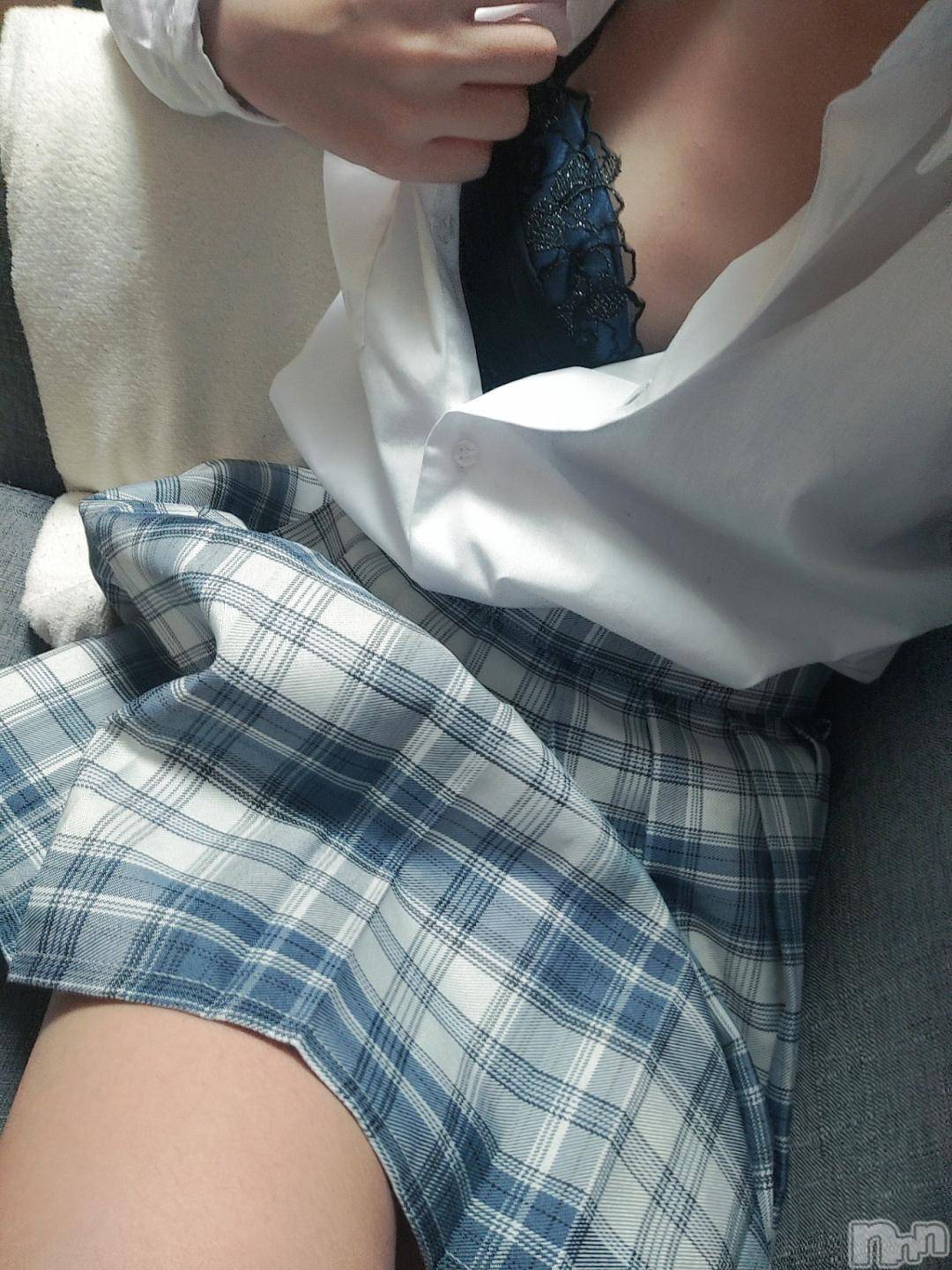 三条デリヘル新潟デリヘル倶楽部　三条店(ニイガタデリヘルクラブ　サンジョウテン)まき(19)の2024年12月1日写メブログ「あそぼっ」