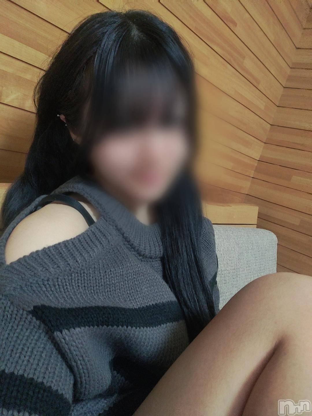 三条デリヘル新潟デリヘル倶楽部　三条店(ニイガタデリヘルクラブ　サンジョウテン)まき(19)の2024年12月6日写メブログ「このあと！」