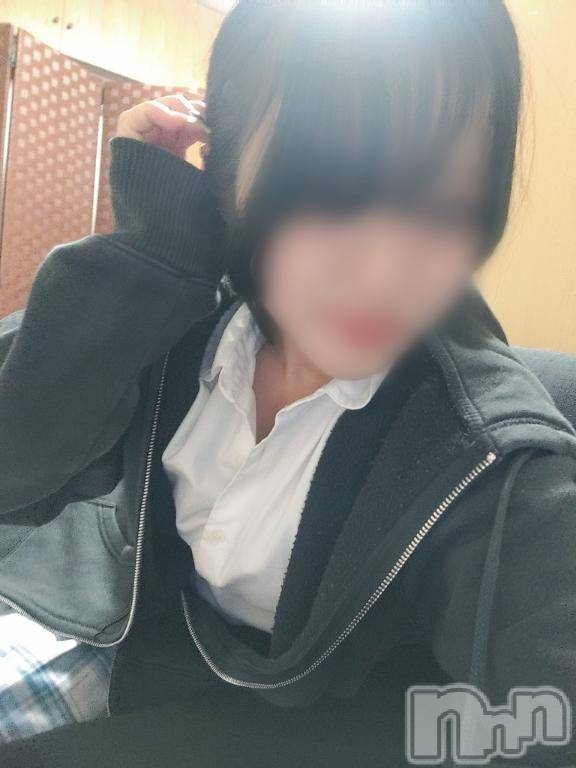 三条デリヘル新潟デリヘル倶楽部　三条店(ニイガタデリヘルクラブ　サンジョウテン)まき(19)の2025年4月15日写メブログ「います‎🤍」