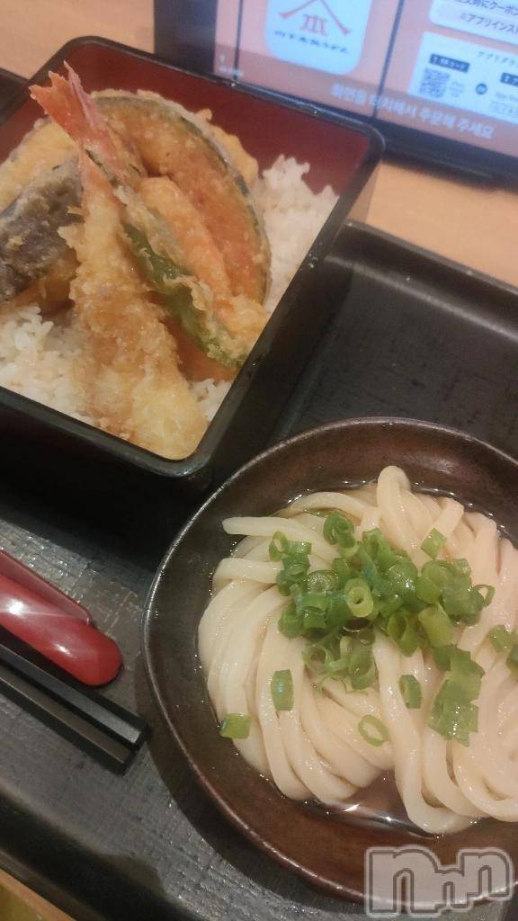 三条デリヘル新潟デリヘル倶楽部　三条店(ニイガタデリヘルクラブ　サンジョウテン)まき(19)の2025年5月22日写メブログ「飯テロのお時間」