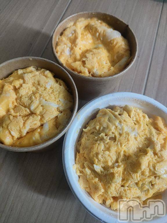 三条デリヘル新潟デリヘル倶楽部　三条店(ニイガタデリヘルクラブ　サンジョウテン)まき(19)の2025年6月1日写メブログ「誰か食べて🥺」