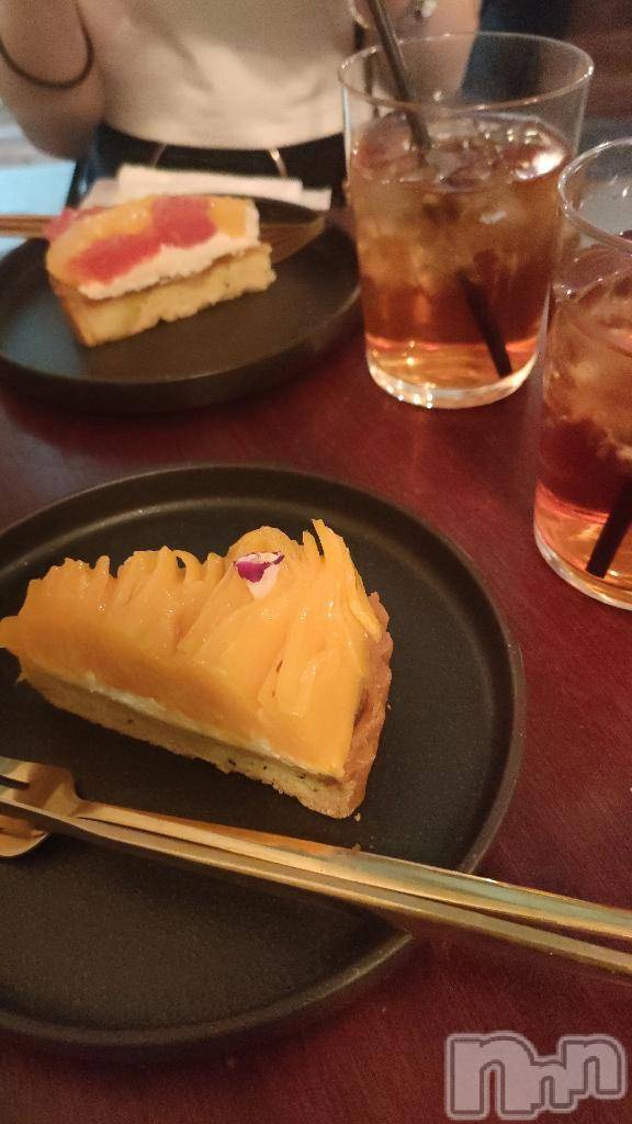 三条デリヘル新潟デリヘル倶楽部　三条店(ニイガタデリヘルクラブ　サンジョウテン)まき(19)の2025年8月4日写メブログ「タルトみたいに甘い恋」