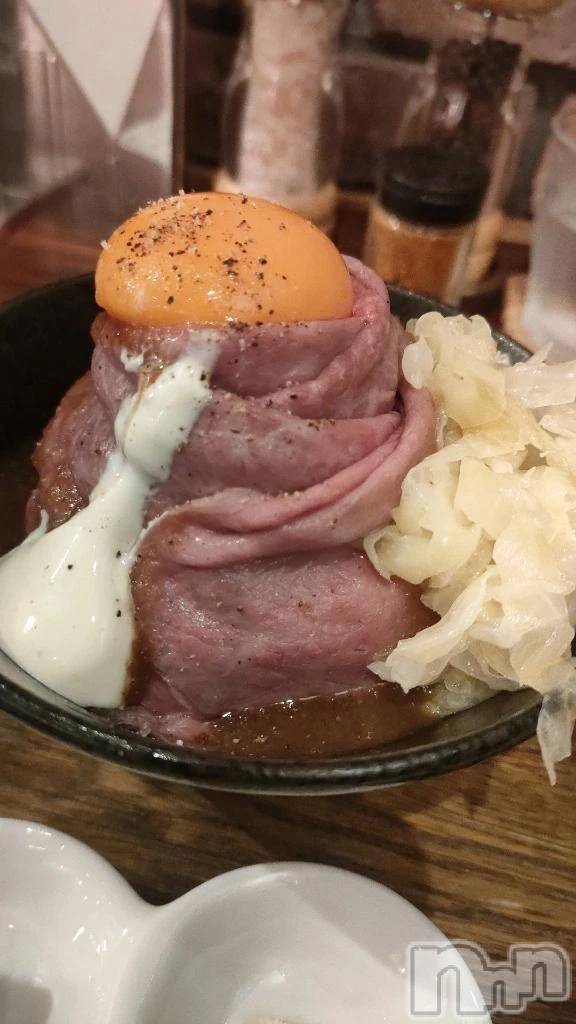 三条デリヘル新潟デリヘル倶楽部　三条店(ニイガタデリヘルクラブ　サンジョウテン)まき(19)の2025年10月8日写メブログ「ﾝﾏ!」