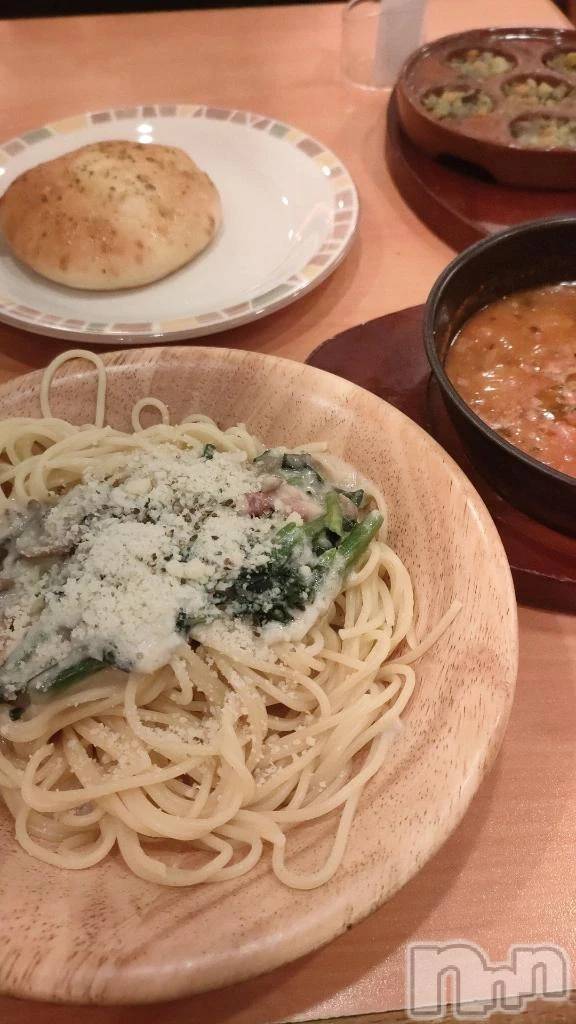 三条デリヘル新潟デリヘル倶楽部　三条店(ニイガタデリヘルクラブ　サンジョウテン)まき(19)の2025年10月9日写メブログ「満足度高め」