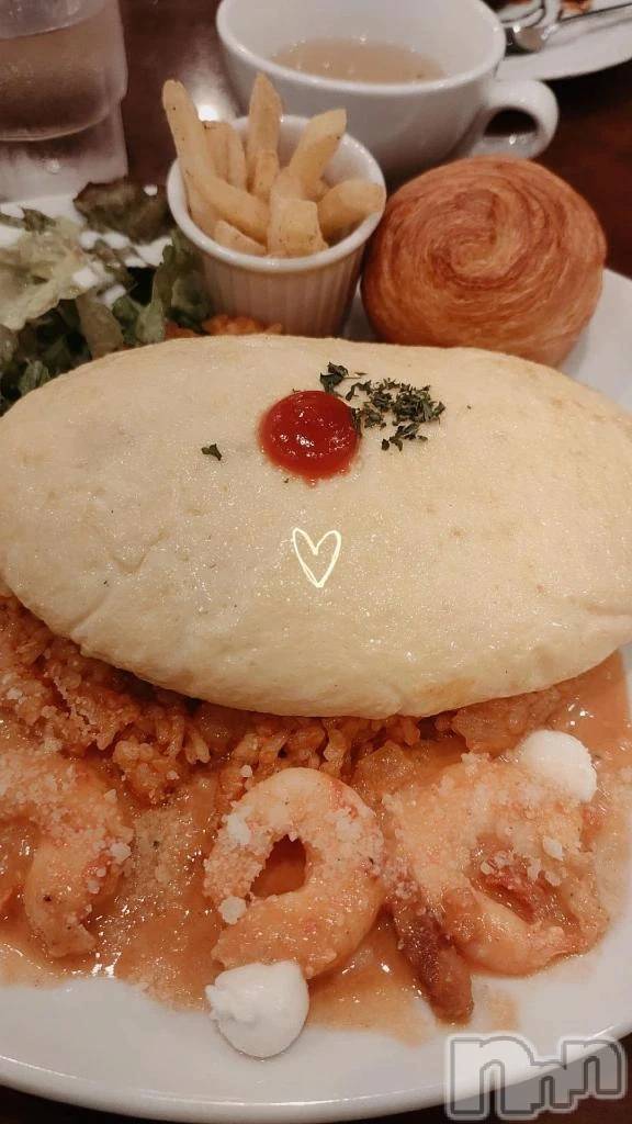 三条デリヘル新潟デリヘル倶楽部　三条店(ニイガタデリヘルクラブ　サンジョウテン)まき(19)の2025年10月17日写メブログ「好物‎🤍」