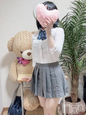 まき(19) 身長150cm、スリーサイズB82(B).W56.H83。三条デリヘル 新潟デリヘル倶楽部　三条店(ニイガタデリヘルクラブ　サンジョウテン)在籍。