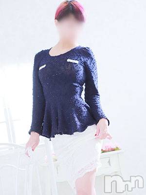 なつめ(45) 身長165cm、スリーサイズB87(F).W58.H89。新潟人妻デリヘル 熟女の風俗 最終章(ジュクジョノフウゾクサイシュウショウ)在籍。