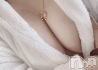 上越人妻デリヘル 上越最安値！奥様Deli急便(ジョウエツサイヤスネ！オクサマデリキュウビン) 新人　ふわり(26)の9月9日写メブログ「こんな格好も…」