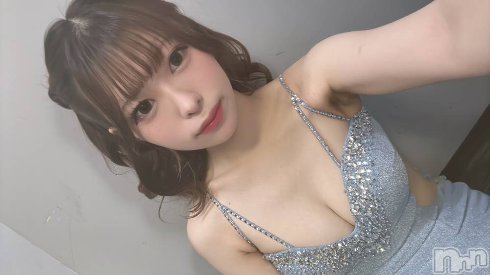 ƲХ顦THE LOUNGE (饦󥸥ե) 823̥֥823 2022ʬΥ֥