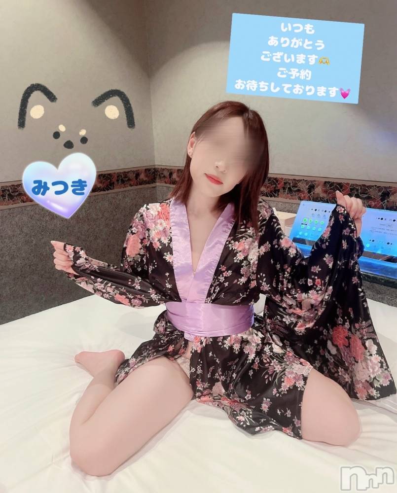 三条ぽっちゃり新潟三条燕ちゃんこ(ニイガタサンジョウツバメチャンコ) みつき★★プラチナ(26)の4月9日写メブログ「🫶🫶🫶」