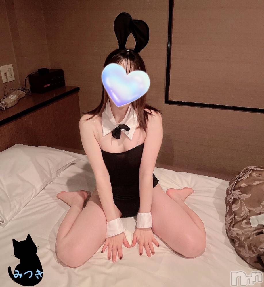 三条ぽっちゃり新潟三条燕ちゃんこ(ニイガタサンジョウツバメチャンコ) みつき★★プラチナ(26)の5月25日写メブログ「予定っ🫶」