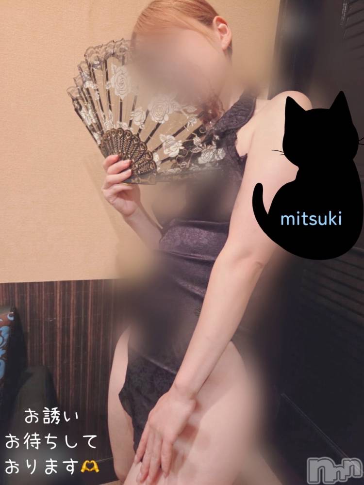 三条ぽっちゃり新潟三条燕ちゃんこ(ニイガタサンジョウツバメチャンコ) みつき★★プラチナ(26)の8月26日写メブログ「🩵🩵」
