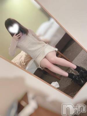 えむ(24) 身長147cm、スリーサイズB86(E).W56.H84。三条デリヘル alphaGOLD在籍。