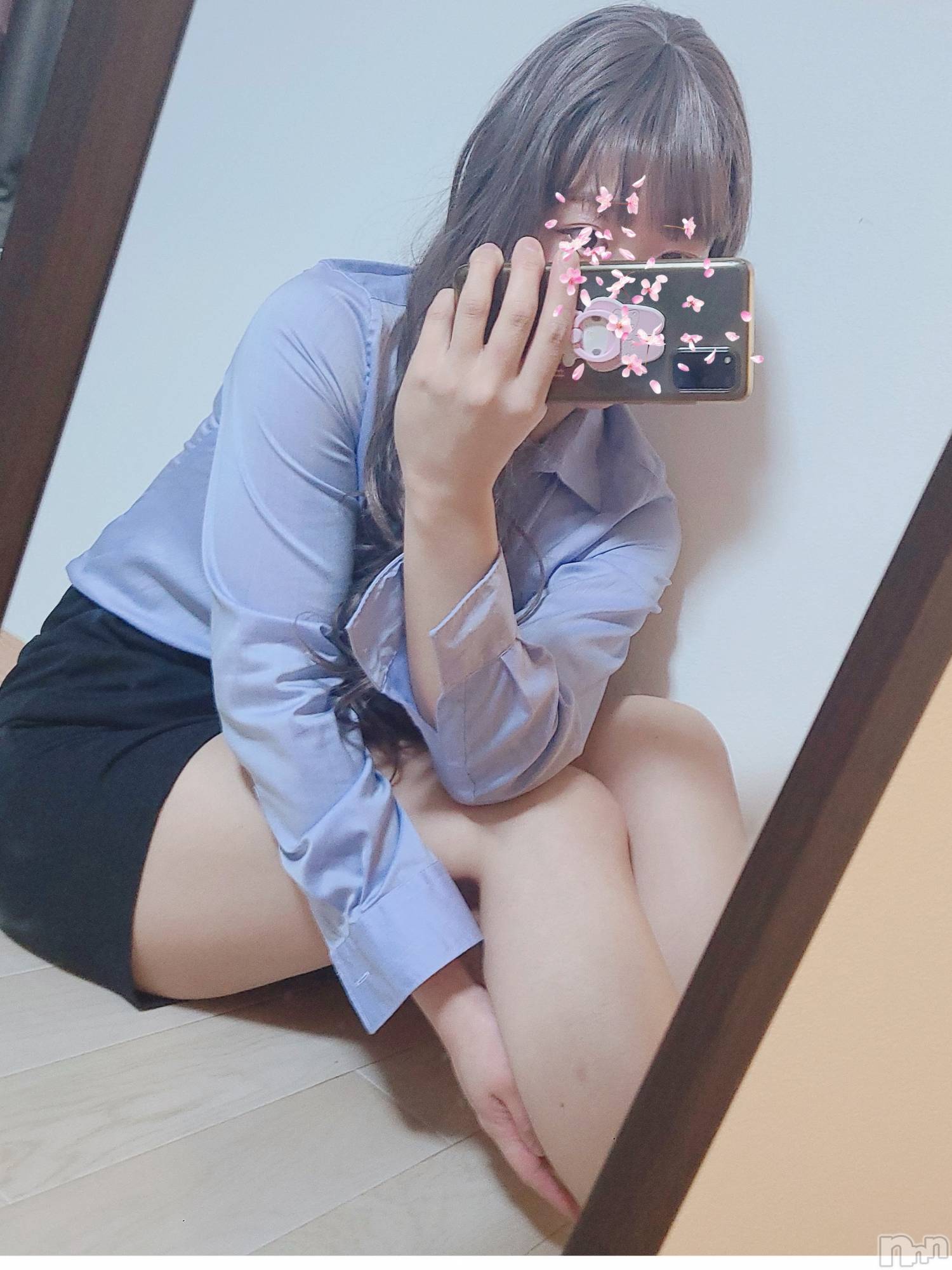 新潟手コキアロファン【10～30代の厳選した地元女性のみ】(アロファン)【新人】ゆみな★絶対的オススメ♪(25)の2024年4月12日写メブログ「急遽🥰🥰🥰」