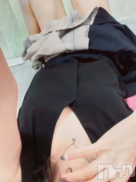 新潟デリヘル奥様特急 新潟店(オクサマトッキュウニイガタテン)あめ(35)の2025年3月24日写メブログ「帰らんでいがった！w」