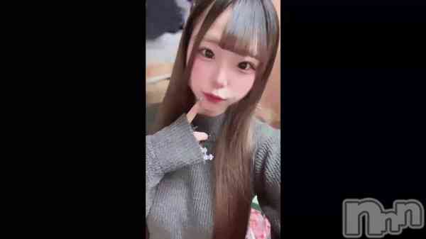 դ衼