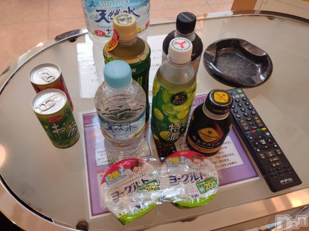 新潟デリヘル奥様特急 新潟店(オクサマトッキュウニイガタテン)みき(37)の2024年11月4日写メブログ「リピーター様方ありがとうございました🩷」