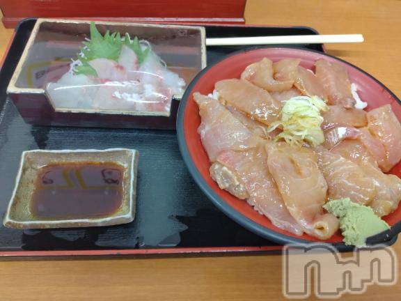 新潟デリヘル奥様特急 新潟店(オクサマトッキュウニイガタテン)みき(37)の2025年5月21日写メブログ「昨日火曜日まとめてのお礼✨️」