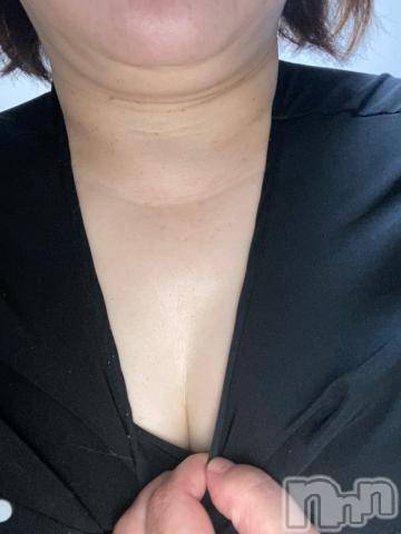 松本発人妻デリヘル松本人妻隊(マツモトヒトヅマタイ) いおり(46)の9月14日写メブログ「欲求不満いおりです」