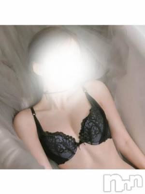 みい(37) 身長156cm、スリーサイズB84(B).W58.H85。上越デリヘル HONEY在籍。
