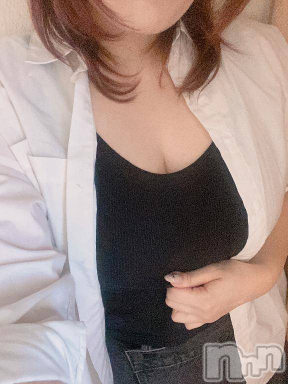 長岡デリヘル人妻楼　長岡店(ヒトヅマロウ　ナガオカテン) みう(26)の11月28日写メブログ「おはよ♡」