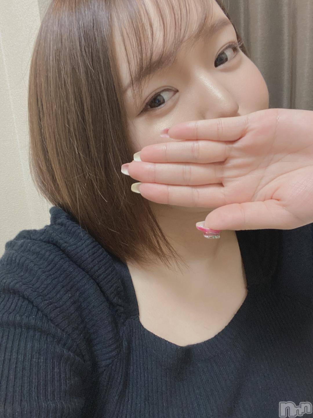 長岡デリヘル人妻楼　長岡店(ヒトヅマロウ　ナガオカテン)みう(26)の2024年11月3日写メブログ「しゅっきん♡」