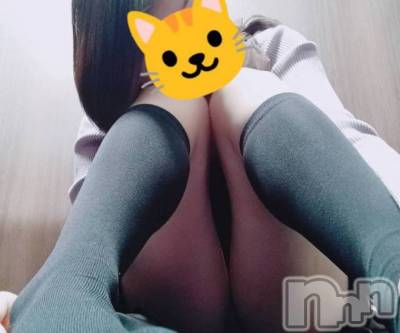新潟人妻デリヘル 人妻楼　新潟店(ヒトヅマロウ　ニイガタテン) 海老名(26)の1月15日写メブログ「縺れ合うように」