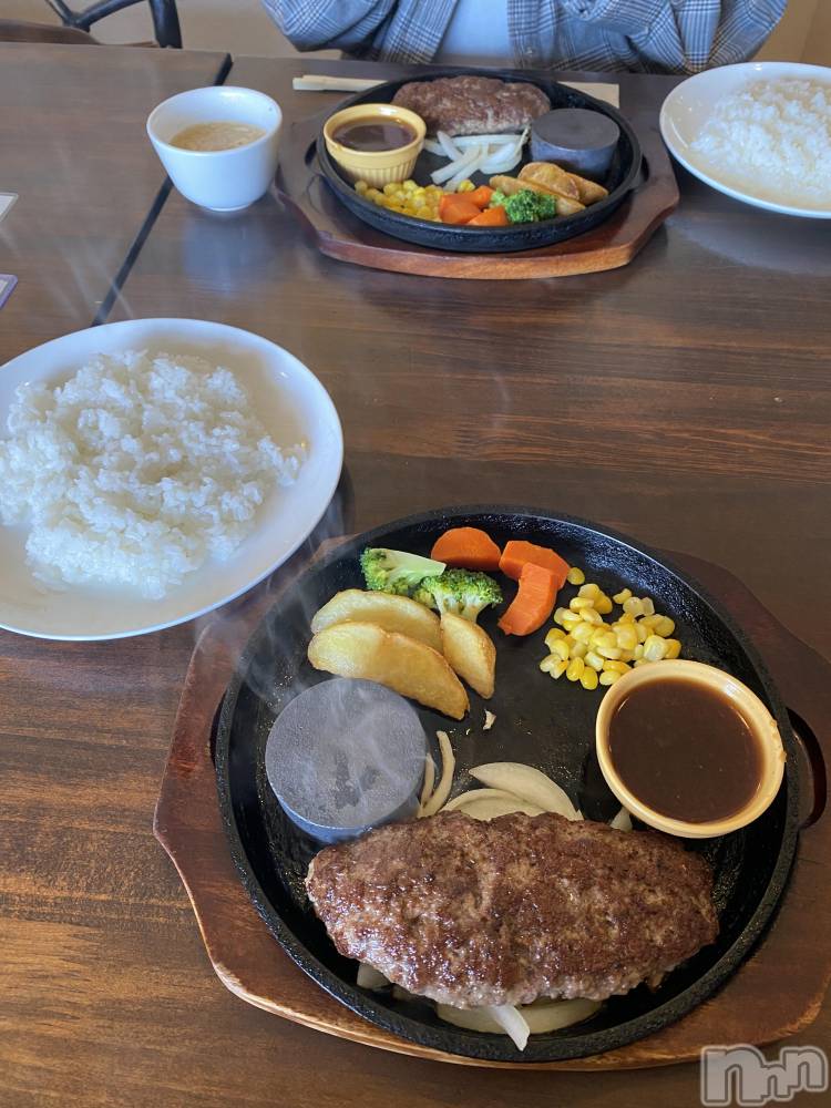 新潟デリヘルすずらん新潟店～ゆっくり長い時間を過ごせるお店～(スズランニイガタテン) 小川さとみ(50)の5月2日写メブログ「いつもありがとう🩷」