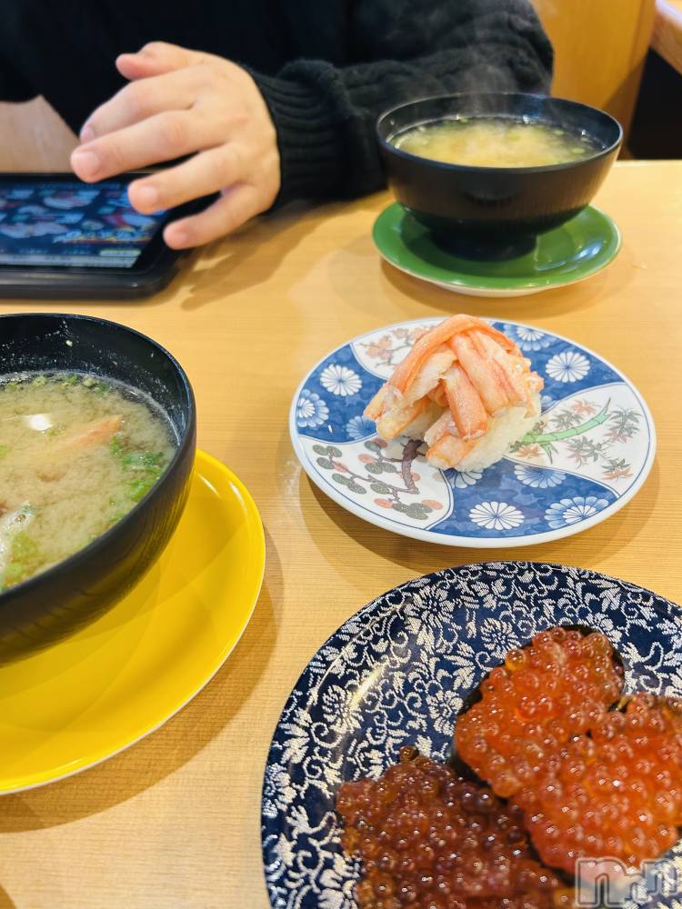 新潟デリヘルすずらん新潟店～ゆっくり長い時間を過ごせるお店～(スズランニイガタテン) 小川さとみ(50)の12月27日写メブログ「カニが好き🦀💞」