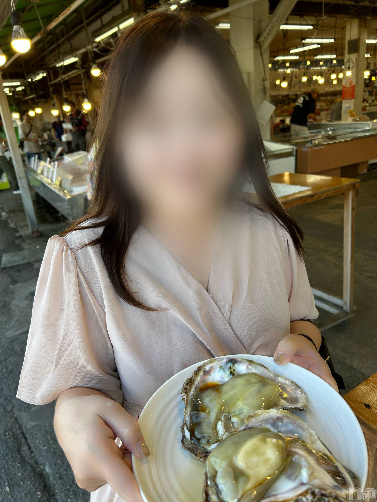 新潟デリヘルすずらん新潟店～ゆっくり長い時間を過ごせるお店～(スズランニイガタテン)小川さとみ(50)の2024年10月4日写メブログ「🦪牡蠣サイコ➖😍💞」