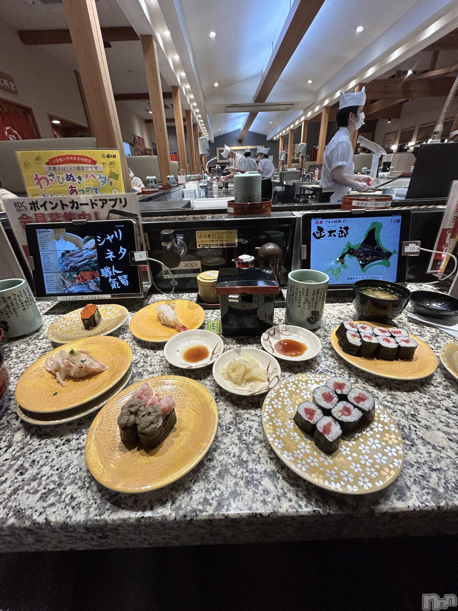 新潟デリヘルすずらん新潟店～ゆっくり長い時間を過ごせるお店～(スズランニイガタテン)小川さとみ(50)の2024年11月19日写メブログ「一番好きなお店🍣」
