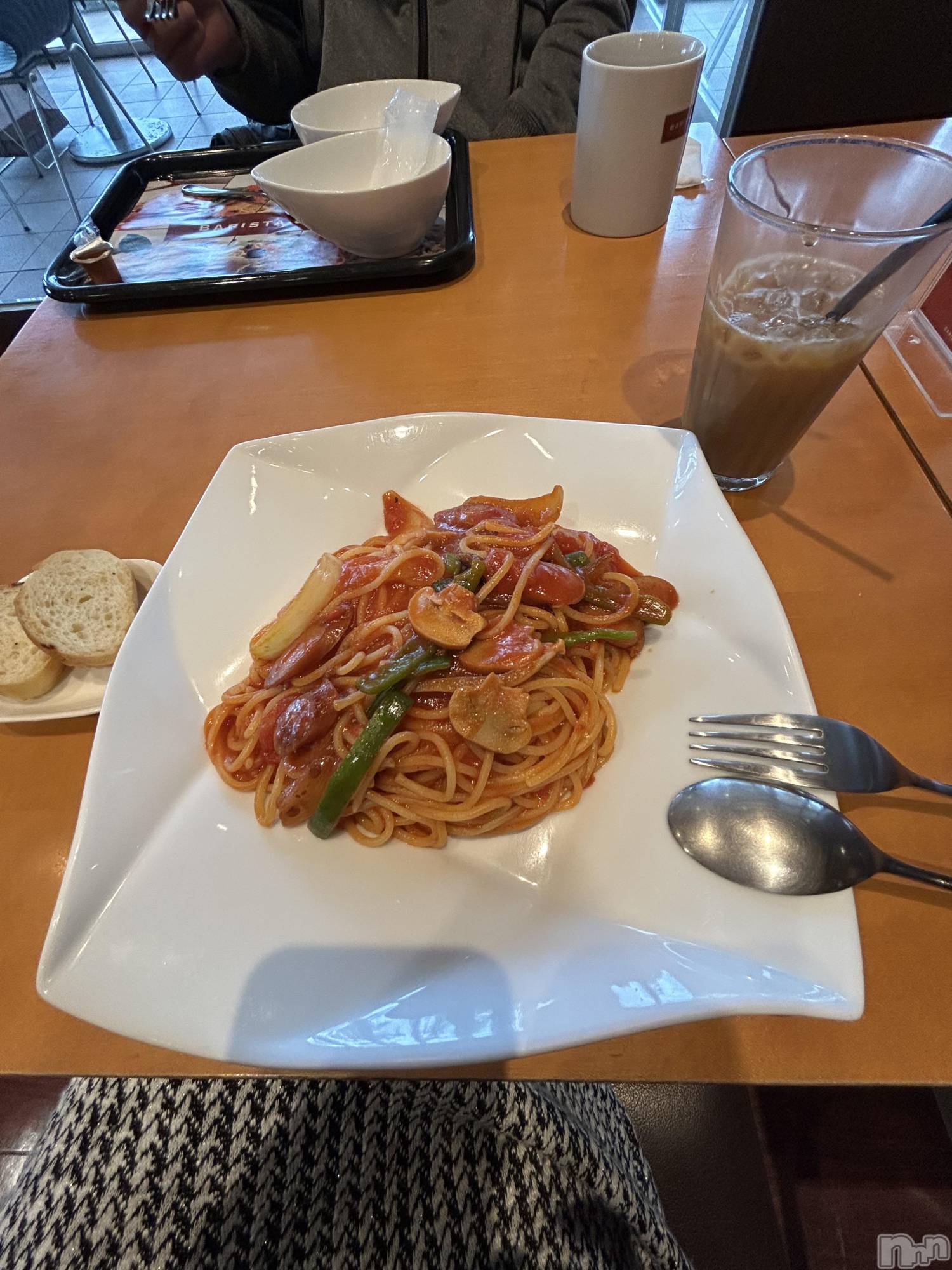 新潟デリヘルすずらん新潟店～ゆっくり長い時間を過ごせるお店～(スズランニイガタテン)小川さとみ(50)の2024年12月10日写メブログ「やっぱり違う😓💦」