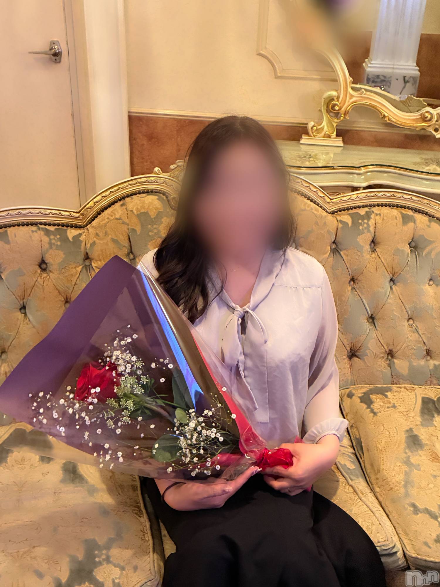 三条デリヘル人妻じゅんちゃん-出稼ぎ0！地元の奥様専門-(ヒトヅマジュンチャン)宮河ちさと☆包容力◎美魔女(50)の2026年4月14日写メブログ「特別じゃないけど🌹」