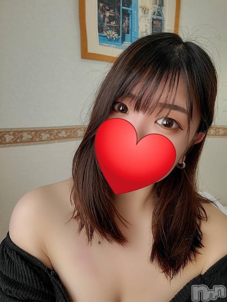 新潟デリヘル奥様特急 新潟店(オクサマトッキュウニイガタテン) みなせ(29)の11月13日写メブログ「いるよ！」