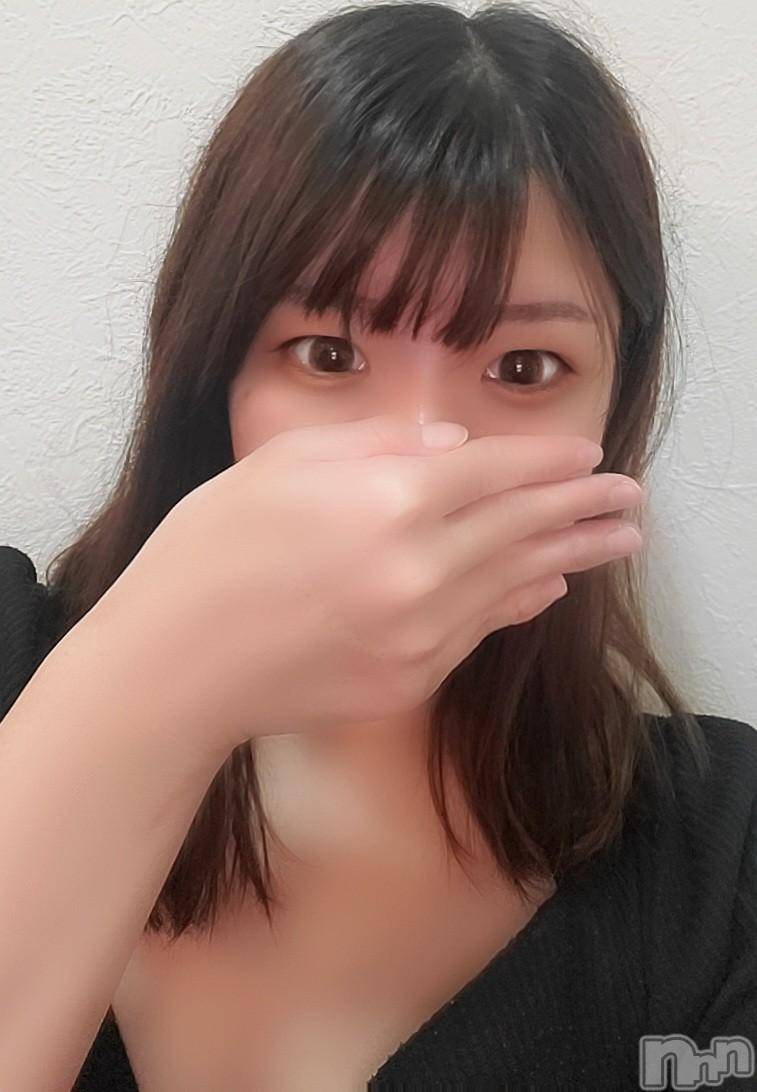 新潟デリヘル奥様特急 新潟店(オクサマトッキュウニイガタテン)みなせ(29)の2024年10月22日写メブログ「いるよー！！」