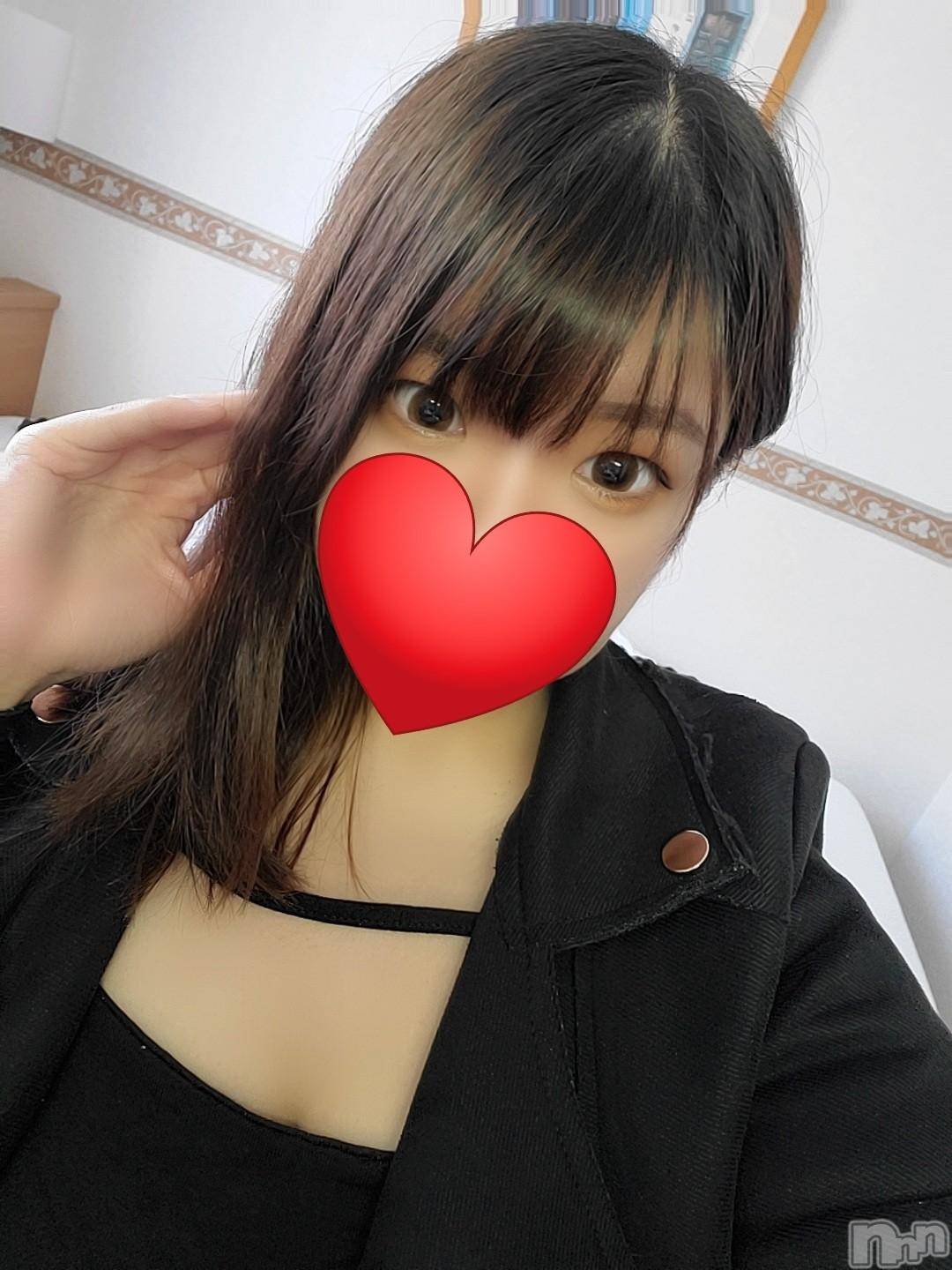 新潟デリヘル奥様特急 新潟店(オクサマトッキュウニイガタテン)みなせ(29)の2024年11月4日写メブログ「おはよう♡」