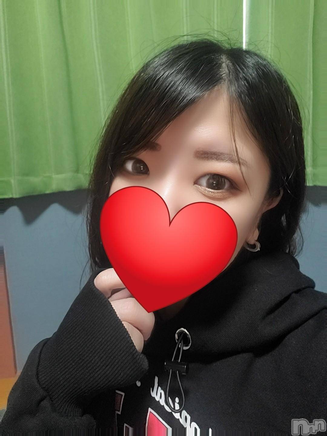 新潟デリヘル奥様特急 新潟店(オクサマトッキュウニイガタテン)みなせ(29)の2024年11月26日写メブログ「おはよう♡」