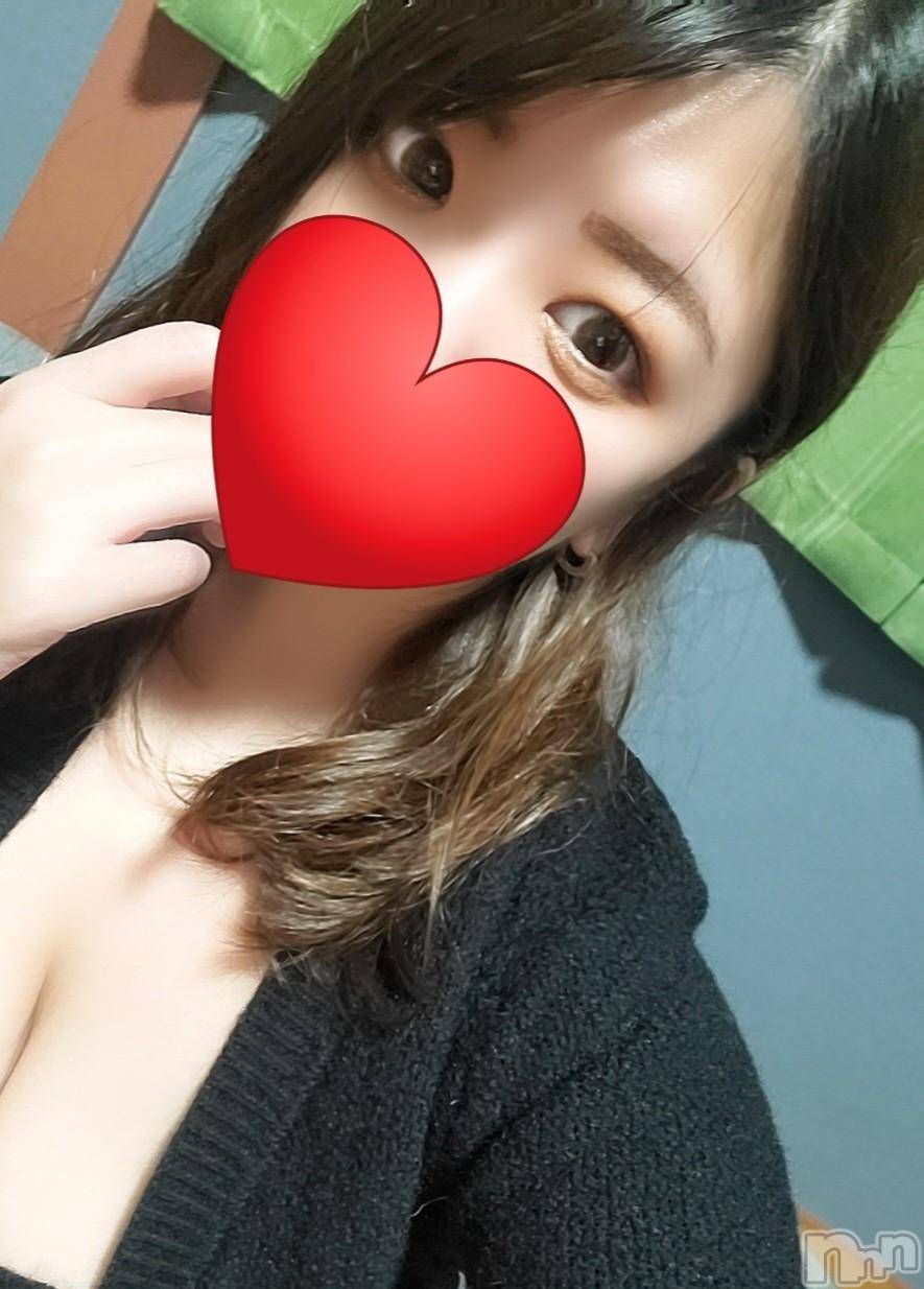 新潟デリヘル奥様特急 新潟店(オクサマトッキュウニイガタテン)みなせ(29)の2024年11月27日写メブログ「もっと…♡」