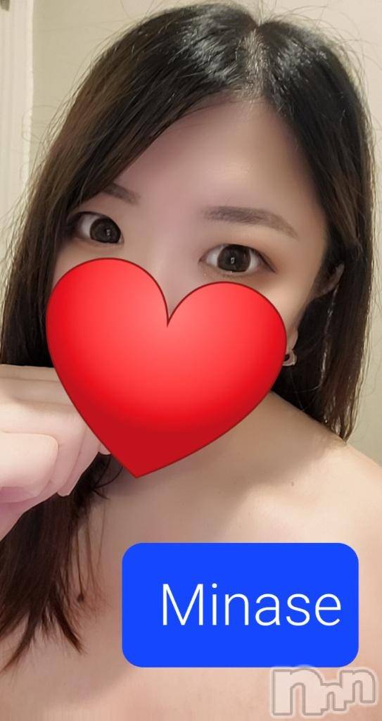 新潟デリヘル奥様特急 新潟店(オクサマトッキュウニイガタテン)みなせ(29)の2024年12月19日写メブログ「いるよ！」