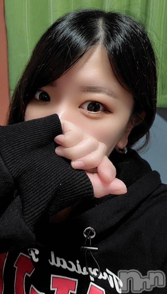 新潟デリヘル奥様特急 新潟店(オクサマトッキュウニイガタテン)みなせ(29)の2024年12月20日写メブログ「いるよ！！」