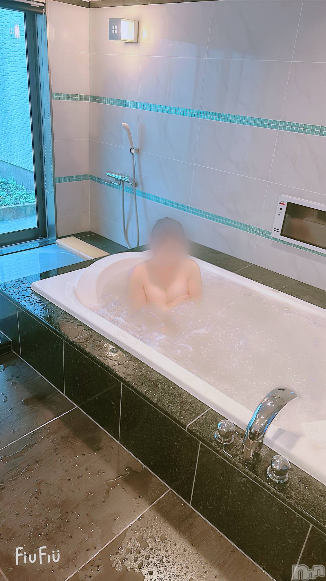 新潟人妻デリヘル新潟の可憐な妻たち～秘密の逢瀬～(ニイガタノカレンナツマタチ～ヒミツノオウセ～)宮河 ちさと(50)の2024年10月5日写メブログ「今日は一撃イベント‼️」