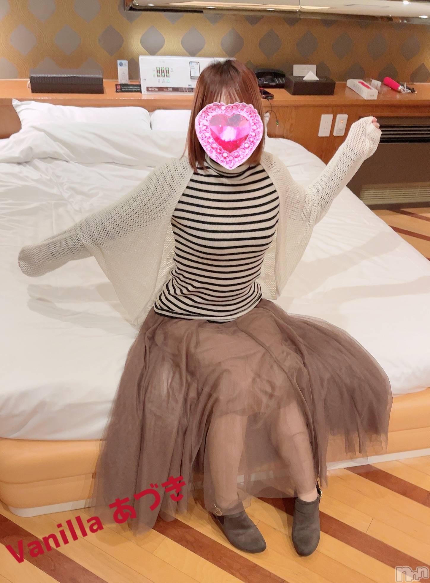 松本発デリヘルVANILLA(バニラ)あづき(41)の2024年12月4日写メブログ「出勤です( ꒪∀꒪)」