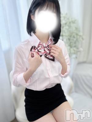 りく/ヘルス＆エステ課(23) 身長147cm、スリーサイズB82(B).W54.H82。新潟デリヘル Office Amour(オフィスアムール)在籍。