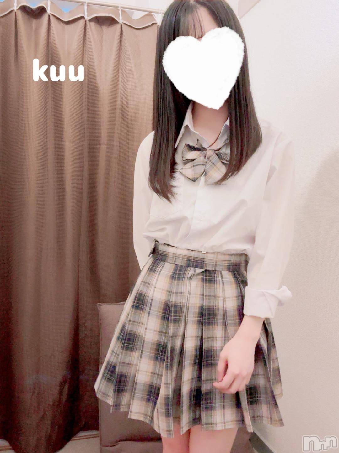 新潟手コキsleepy girl(スリーピーガール)くうちゃん(22)の2024年11月12日写メブログ「きょうは🤍」