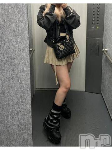 松本発デリヘルRevolution(レボリューション) さえ☆性欲モンスター級アイドル♪(19)の5月1日写メブログ「綺麗なものは汚したくなる変態...」