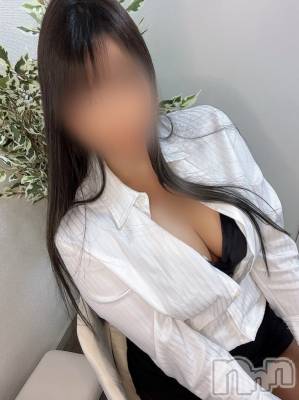 【体験】ゆりあ(23) 身長167cm、スリーサイズB89(E).W58.H88。新潟デリヘル Office Amour(オフィスアムール)在籍。