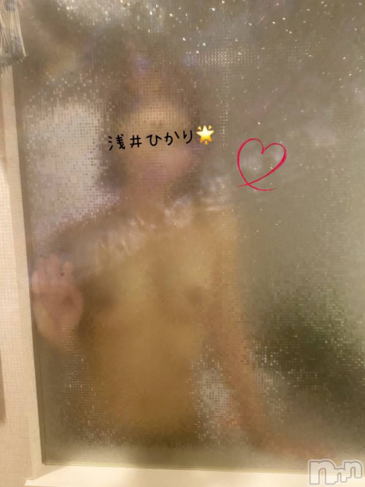 新潟人妻デリヘル新潟の可憐な妻たち～秘密の逢瀬～(ニイガタノカレンナツマタチ～ヒミツノオウセ～) 【新人】浅井 ひかり(38)の6月12日写メブログ「撮影用の壁として作られたのかな笑」