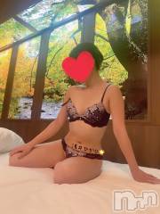 新潟デリヘル新潟の可憐な妻たち～秘密の逢瀬～(ニイガタノカレンナツマタチ～ヒミツノオウセ～) 【新人】浅井 ひかり(38)の12月4日写メブログ「気分は紅葉🍁♡」