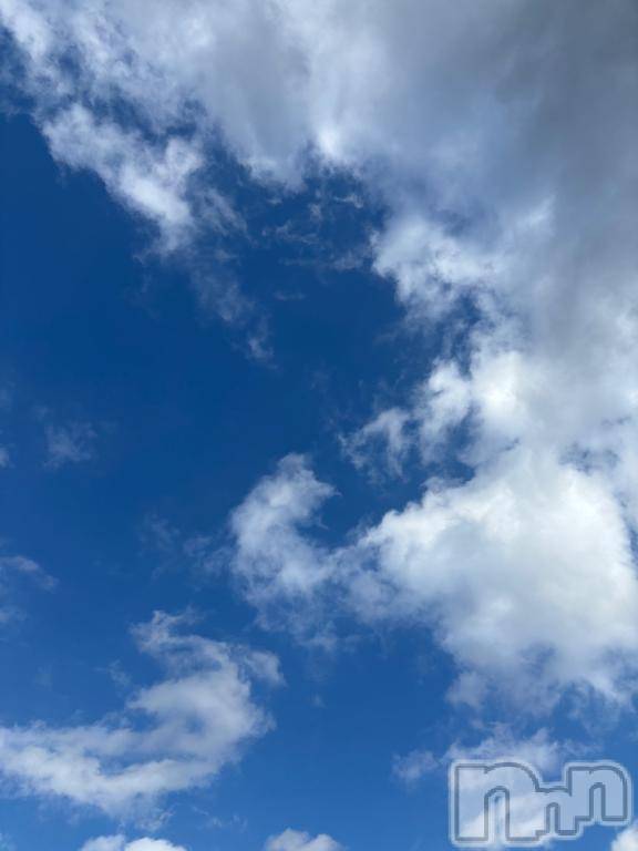 新潟デリヘル奥様特急 新潟店(オクサマトッキュウニイガタテン) るなん(32)の11月17日写メブログ「天気…T^T」