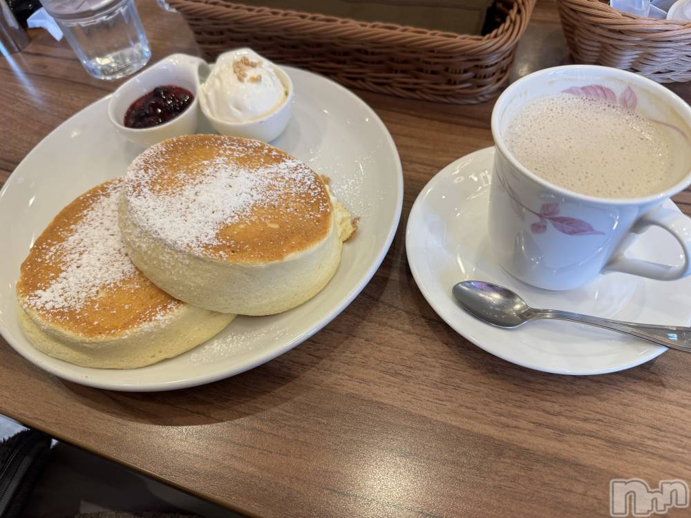 上越デリヘル上越最安値！奥様Deli急便(ジョウエツサイヤスネ！オクサマデリキュウビン) 新人　ひなた(38)の1月7日写メブログ「(  ◜𖥦◝  )」